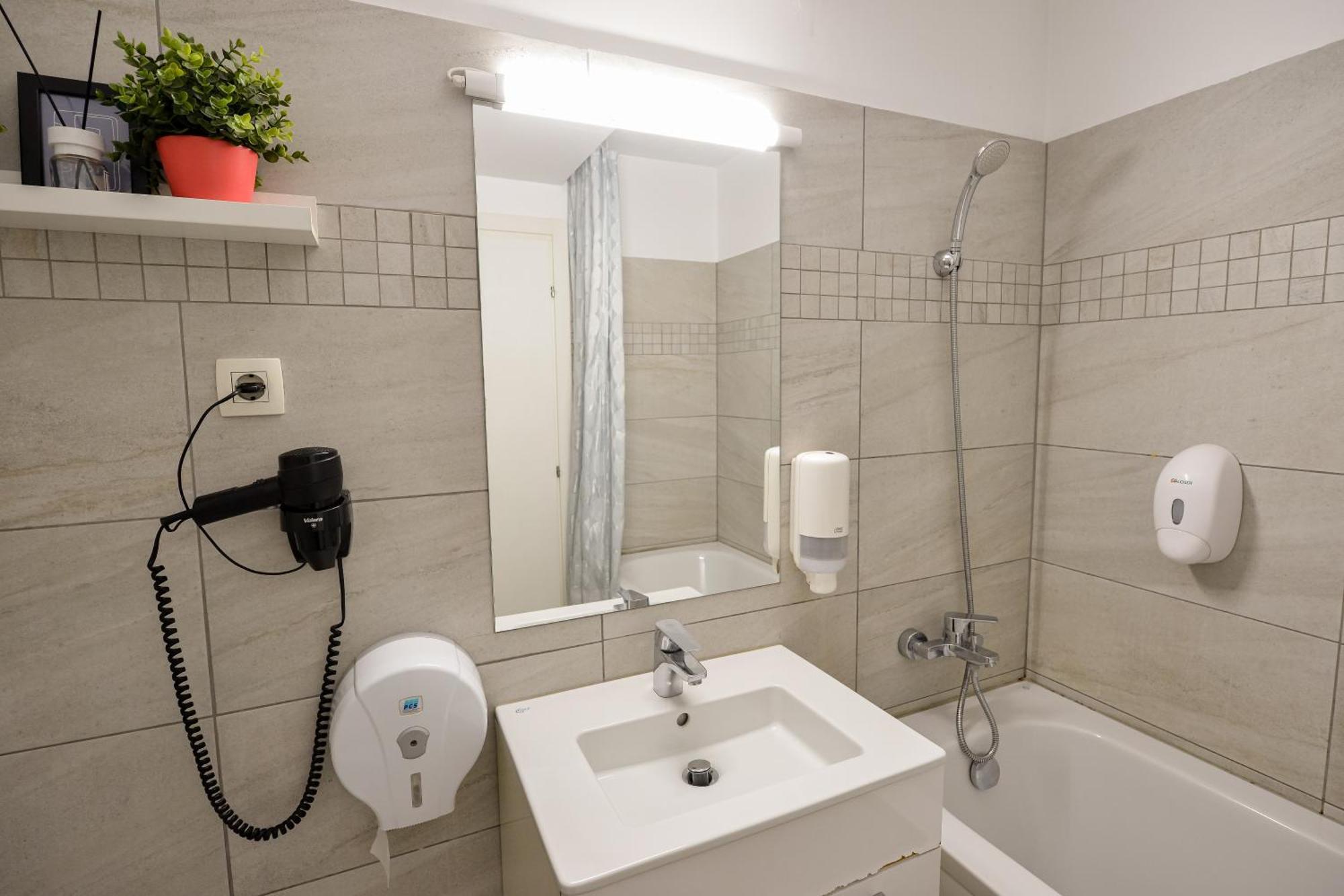 Harmony Residence Bucarest Extérieur photo